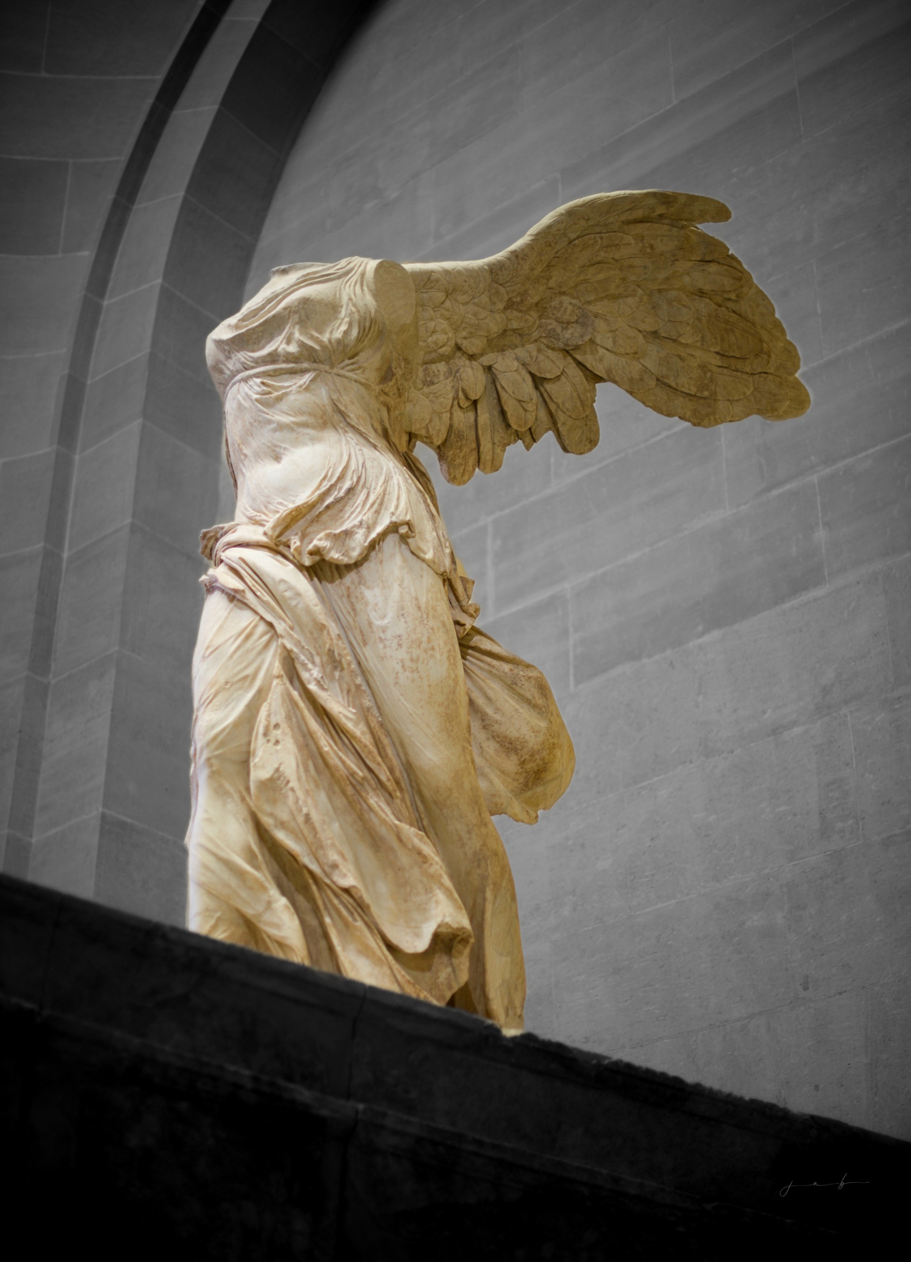 Hellenistic Victory | The Louvre – Paris | Collector’s Series